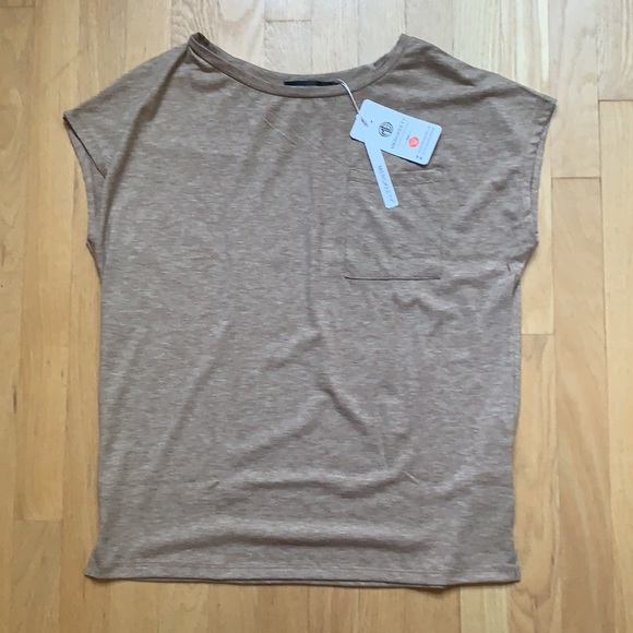 Cute Merokeety cap sleeved pocket tee - Picture 2 of 7